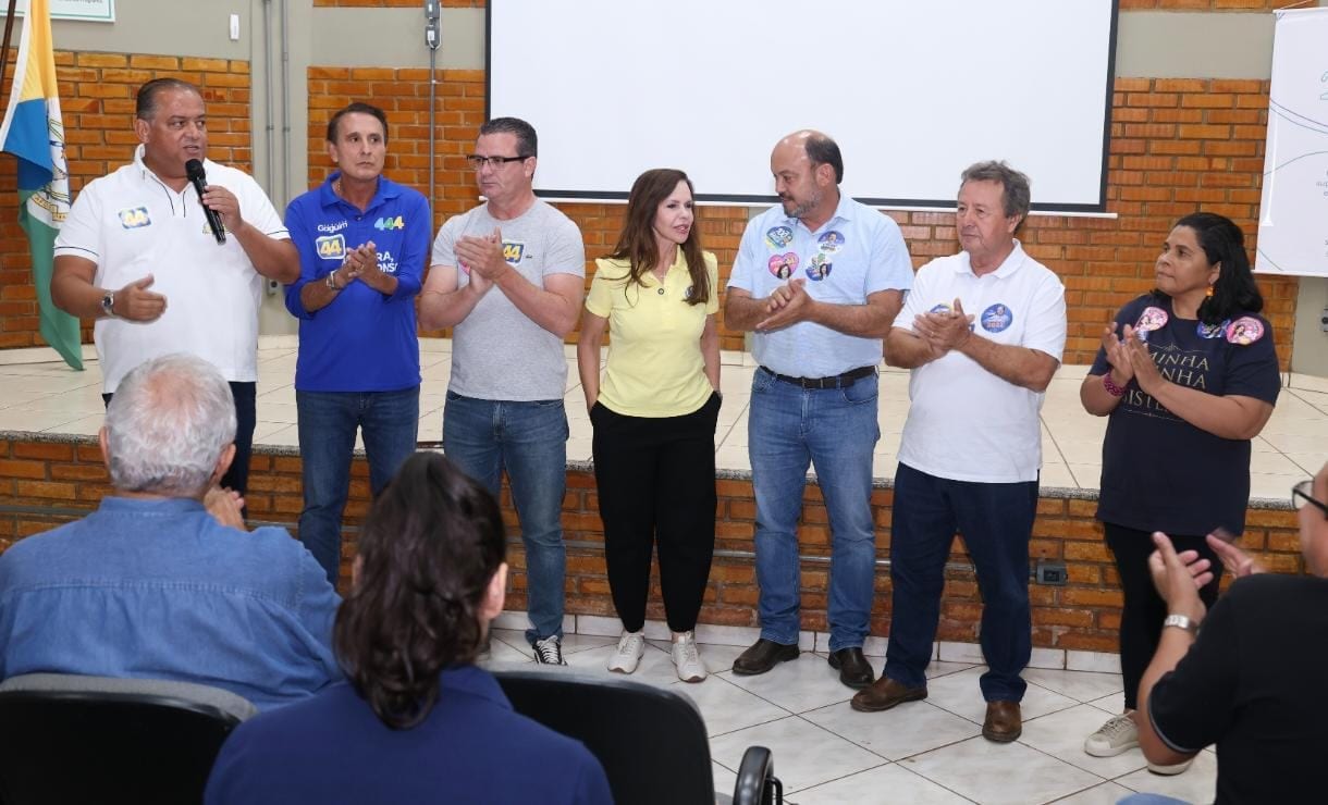 Eduardo Gomes debate agro e logística em Pedro Afonso
