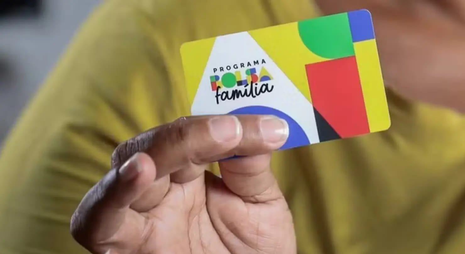 Governo reajusta Bolsa Família: piso de R$600 para R$691; média sobe para R$777