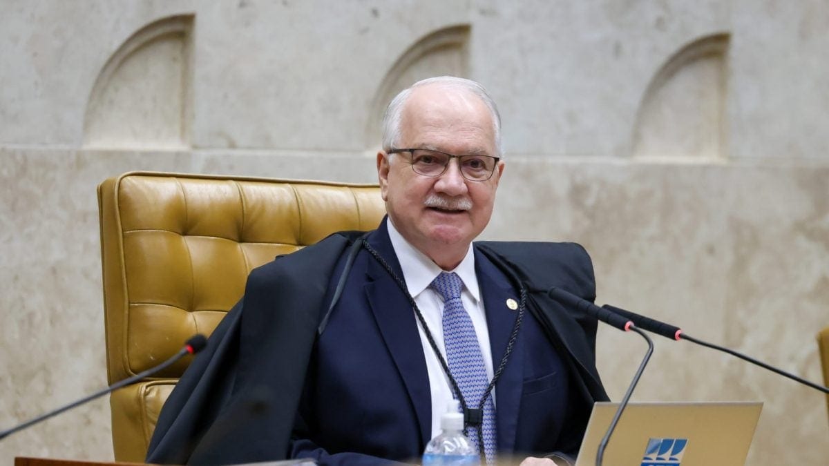 Fachin reúne Messias e ministro da Justiça por afastamento de chefe da PF