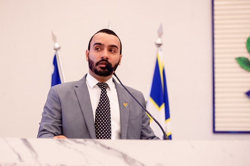 Câmara aprova PLO 1/2026 que autoriza app municipal de transporte e entregas