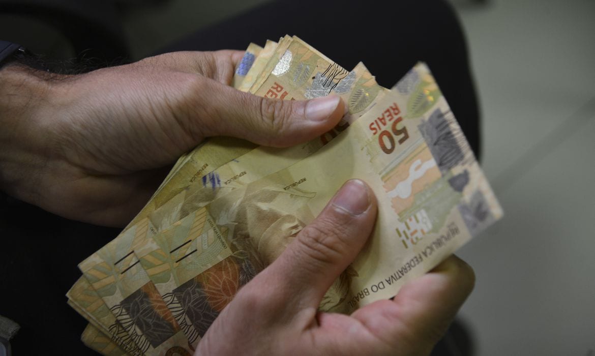 Empréstimo pessoal da Caixa: como conseguir até R$ 50 mil e pagar em até 72 vezes
