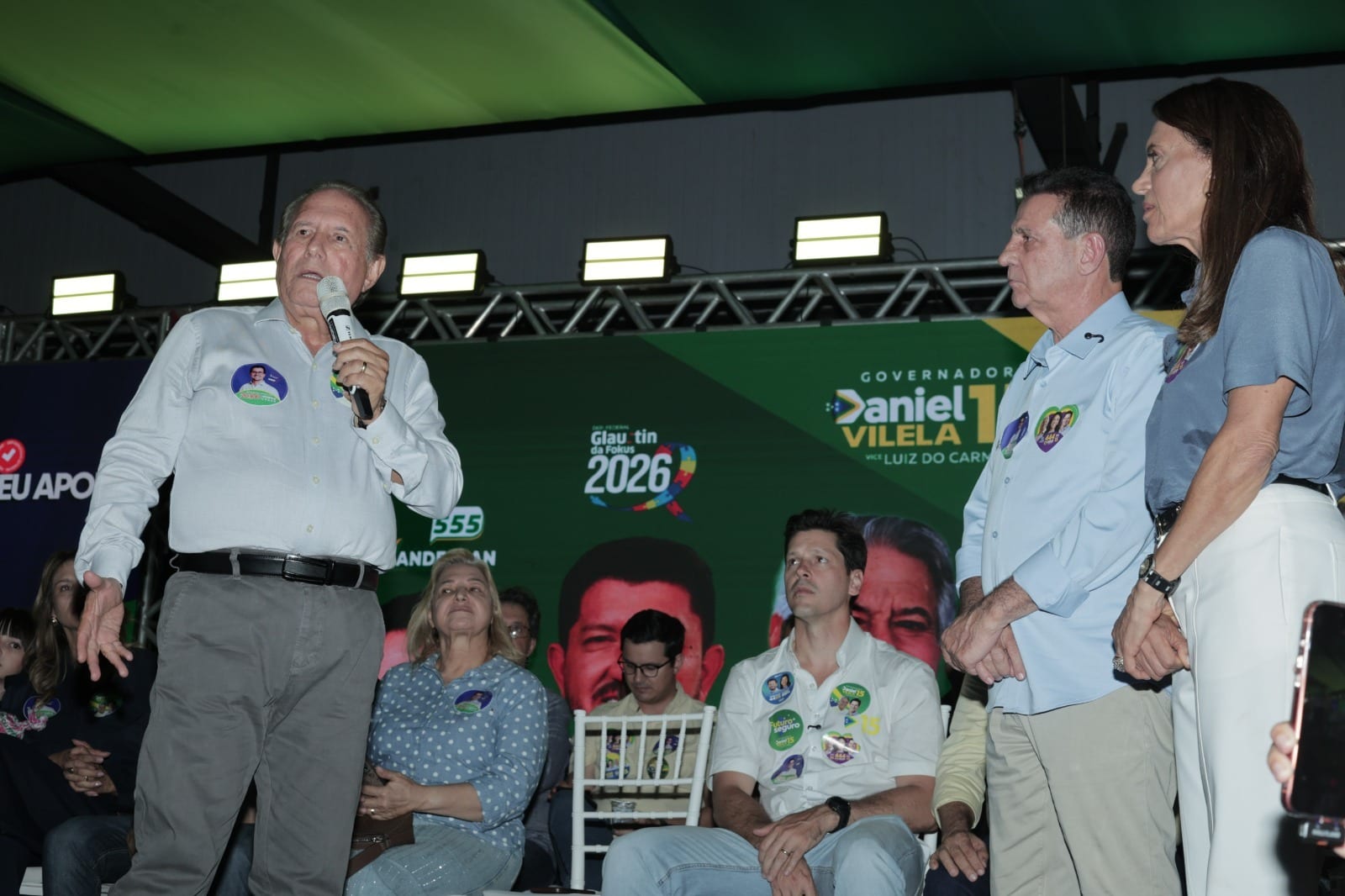 Bispo Oídes declara apoio a Vanderlan Cardoso em lançamento de Henrique César