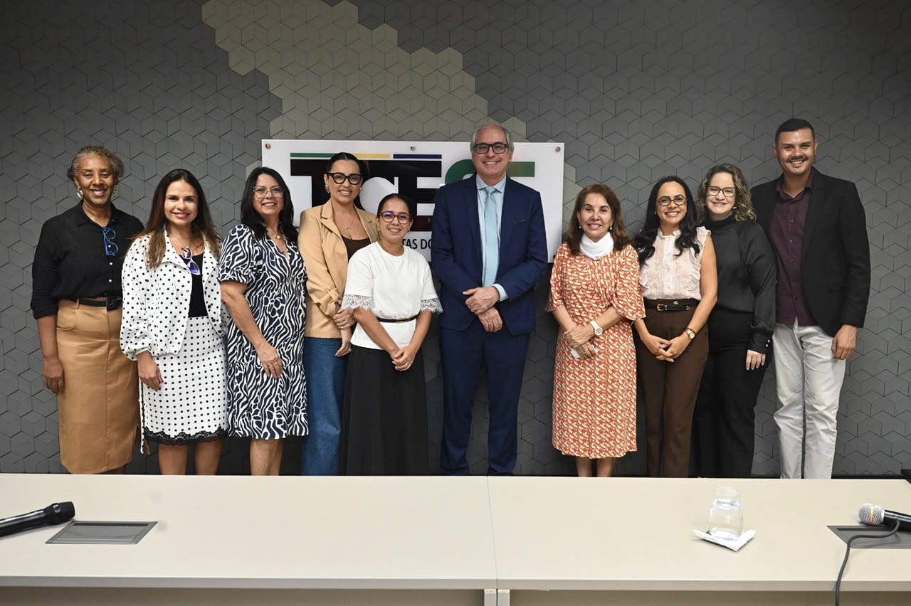 TCE discute IDESE 2025 e avança planos de educação de Sergipe