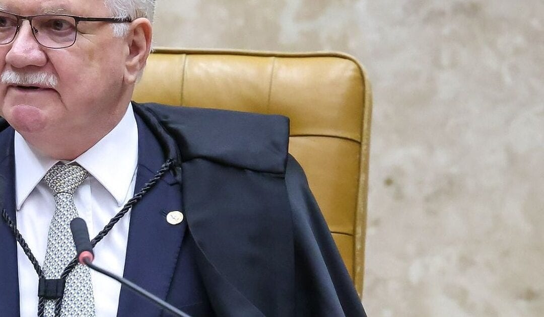 Celso de Mello, Joaquim Barbosa e 11 ex-ministros escreveram a Fachin sobre crise no STF
