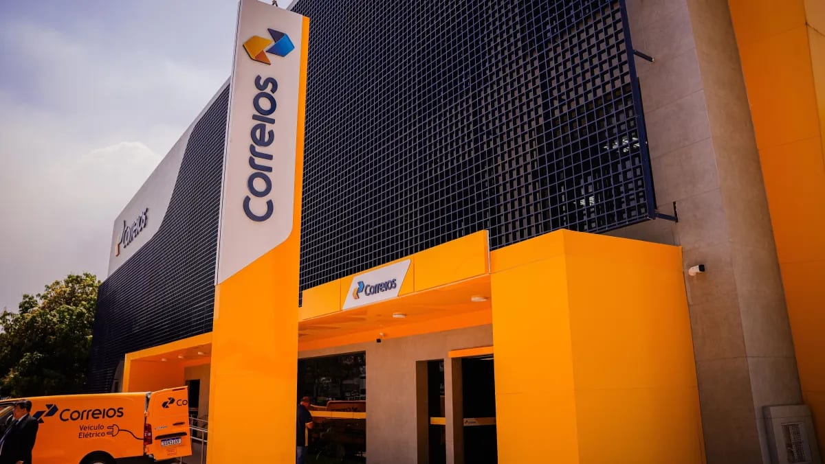 Correios acumulam prejuízo de R$ 5,6 bilhões no semestre e negociam crédito de R$ 7 bilhões