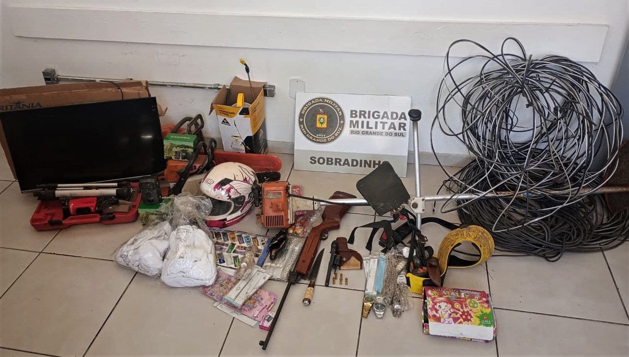 Brigada Militar prende homem que fugiu para área de mata durante operação em Passa Sete