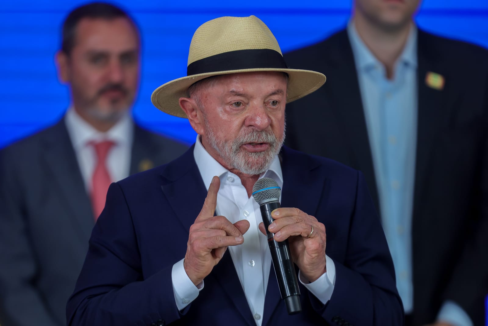 FLÁVIO BOLSONARO VENCE LULA EM AVARÉ, MAS PRESIDENTE É REELEITO NO RESULTADO NACIONAL