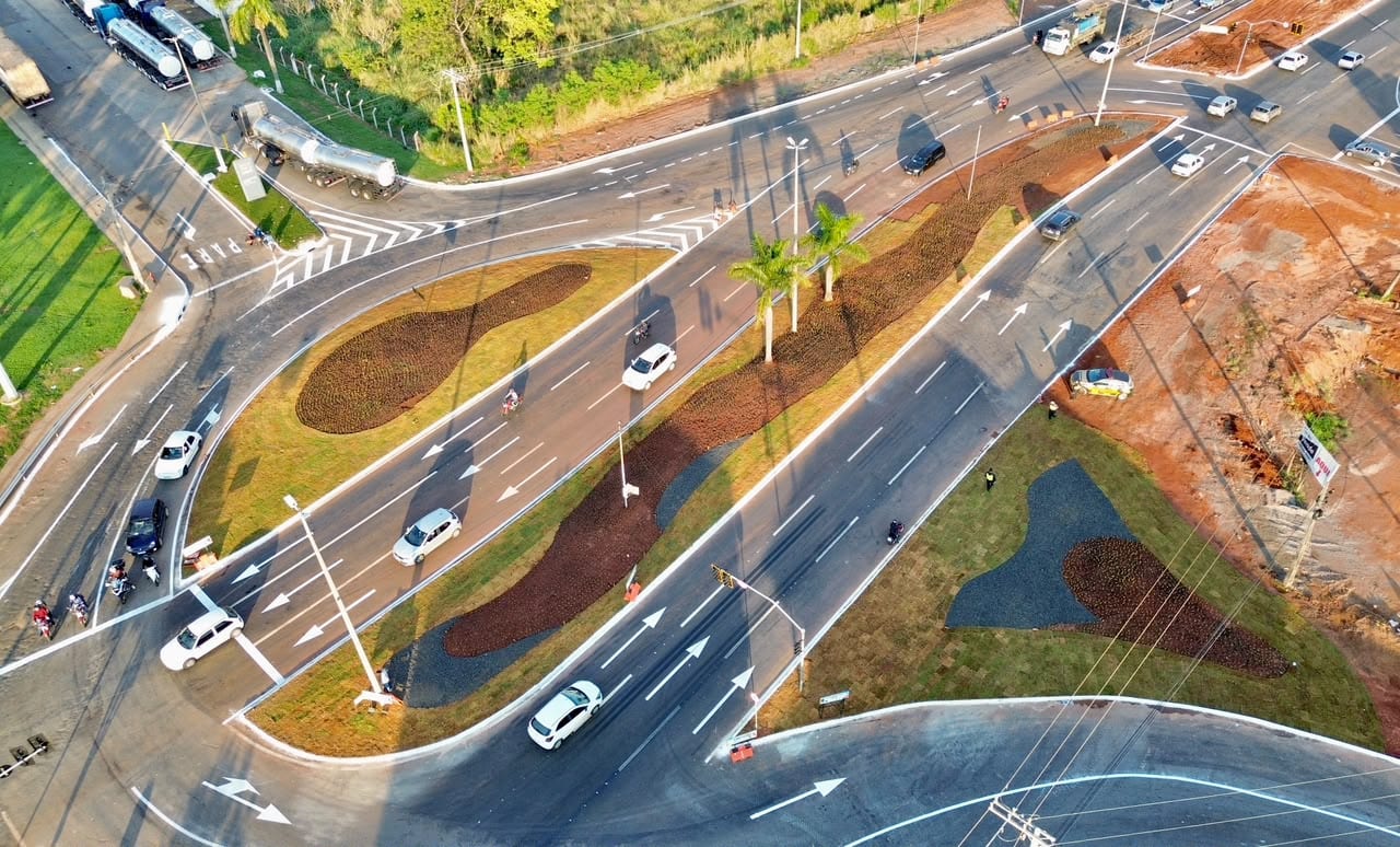 Reconfiguração da rotatória do Hugol melhora trânsito da Região Noroeste
