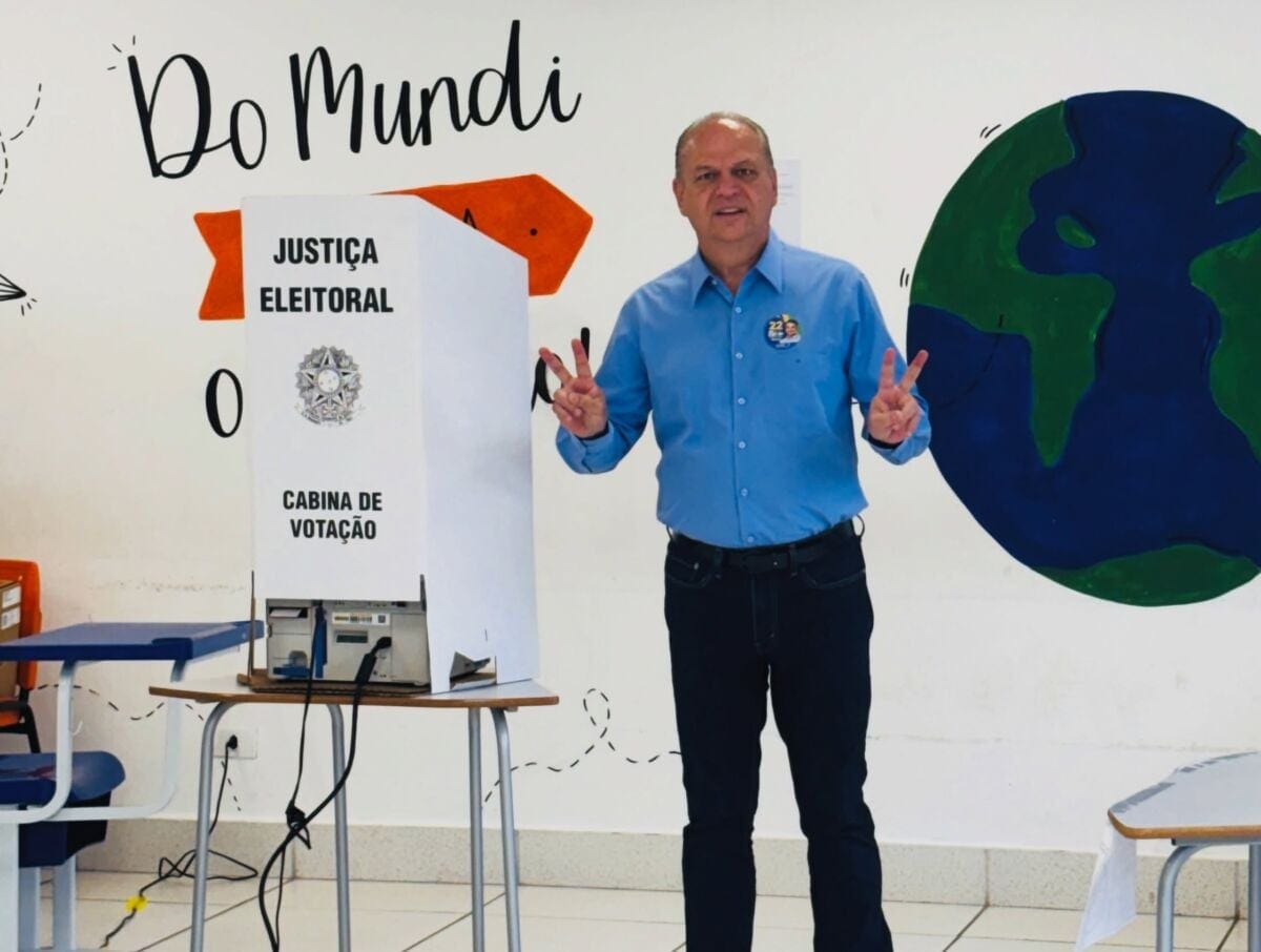 Deputados eleitos votam em Maringá e comentam expectativa para o 2º turno: ‘O Brasil quer mudança’