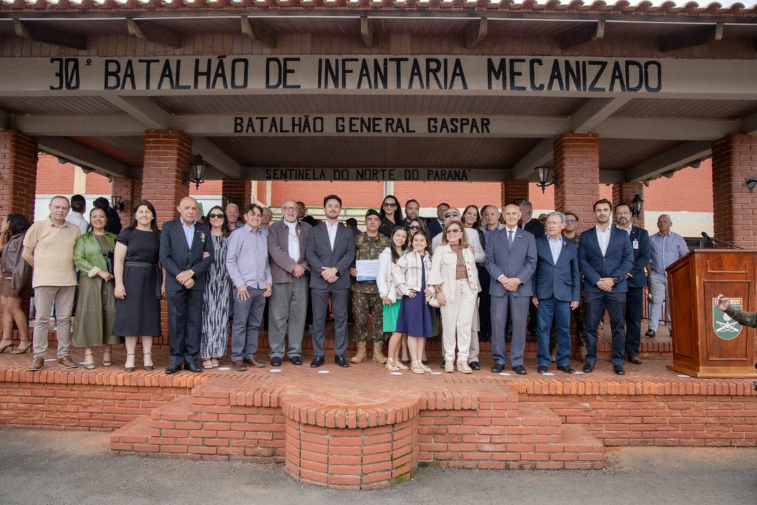 30º BIMec celebra 58 anos de instalação e recebe homenagem da Prefeitura de Apucarana pela ajuda humanitária após tempor
