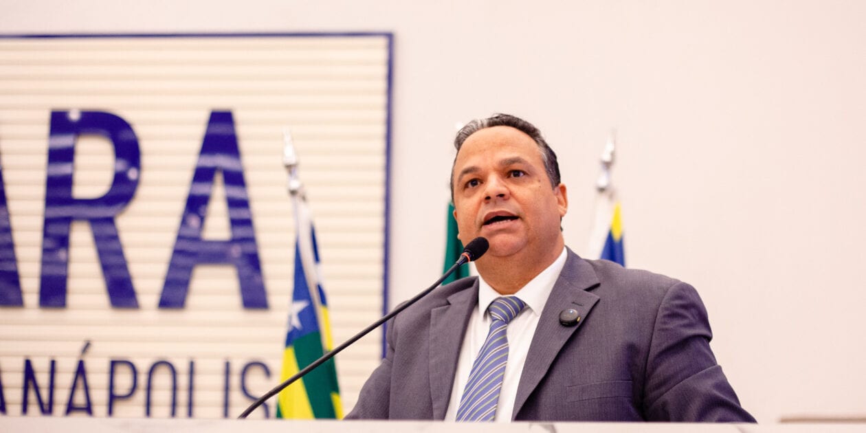 Vereador Nilson Sousa pede debate sobre falhas do Discord e danos das bets