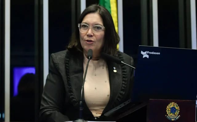 Mulheres são minoria; votam e concorrem há menos de 100 anos e há cotas de 30% desde 2009
