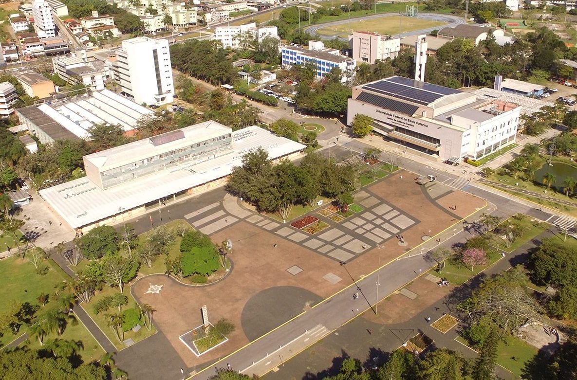 Túnel entre CCS e CCB segue interditado para manutenção e drenagem