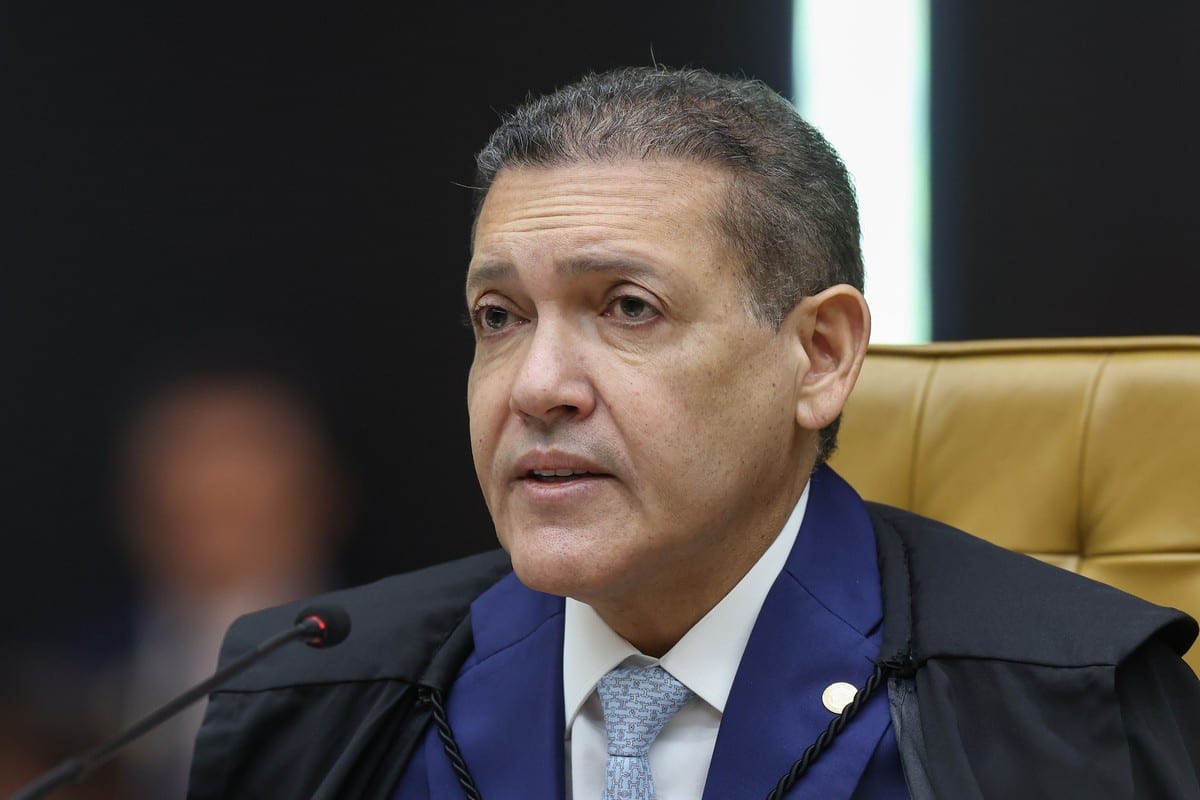 Nunes Marques autoriza 'Exército do Lula' a funcionar após campanha incluir canal em comunicação oficial