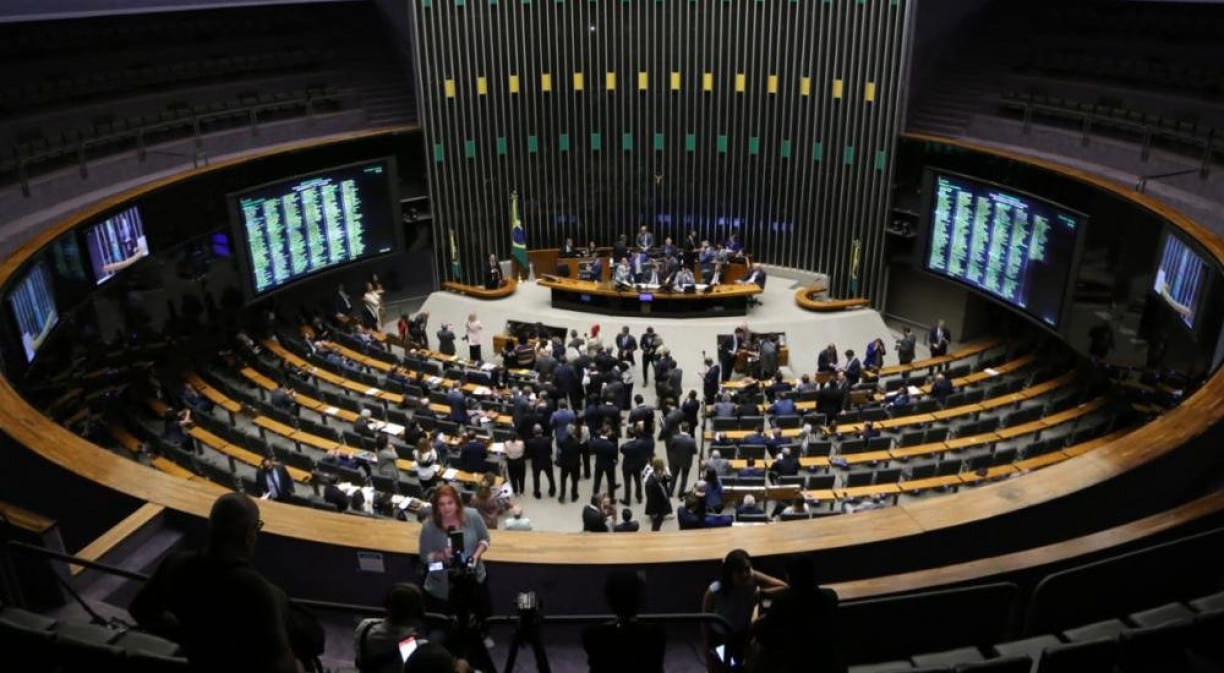 Câmara dos Deputados: Veja como os 513 deputados se distribuem por estado e partido