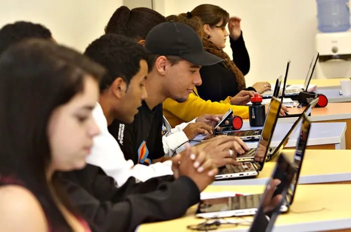 Projeto prevê qualificação profissional e apoio ao empreendedorismo para jovens