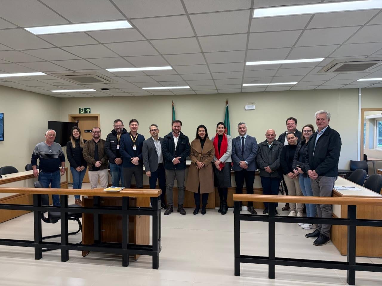 Judiciário e prefeitura definem encaminhamentos para reassentar famílias da RS-400