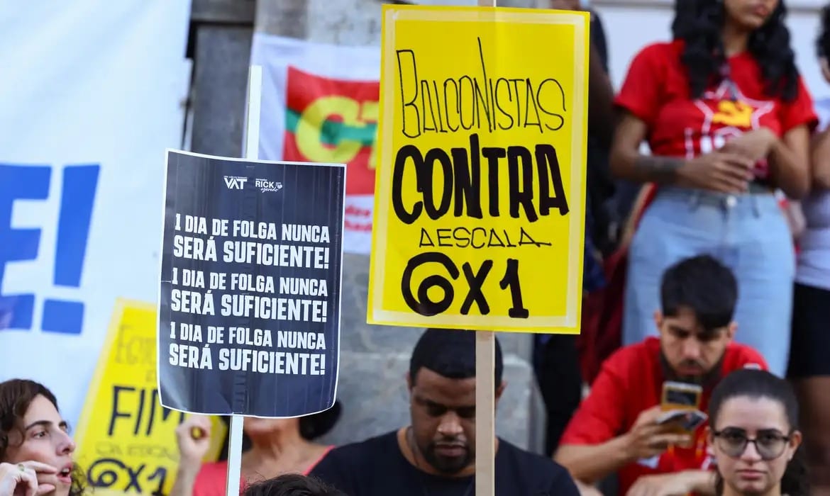 Com 75 votos favoráveis, Senado aprova PEC que prevê fim da escala 6×1