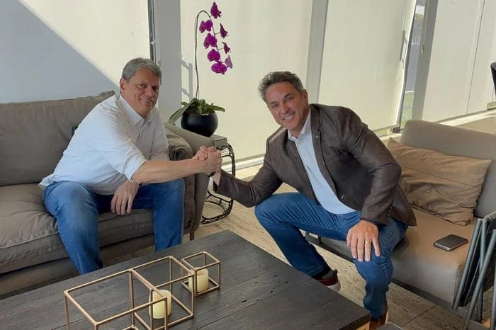 Zucco, Tarcísio, Sergio Moro e Jorginho Mello em agenda com Flávio Bolsonaro na quarta-feira no RS