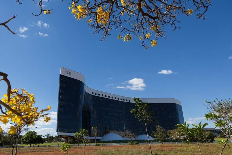 15 candidatos mais ricos declaram R$ 4,69 bilhões em patrimônio