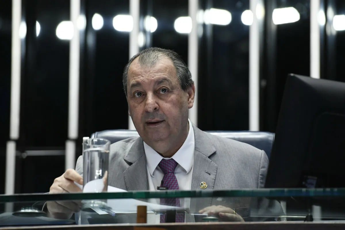 Relator da PEC do fim da escala 6×1 no Senado mantém texto aprovado na Câmara