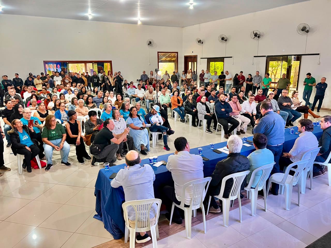 Encontro de lideranças reúne prefeitos e parlamentares em Capão Bonito