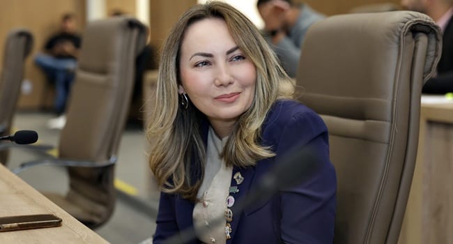 Camila Rosa, vereadora de Aparecida, defende mais mulheres e é candidata a deputada federal