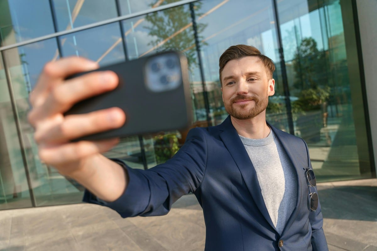 Biometria facial será obrigatória para celular; veja prazos