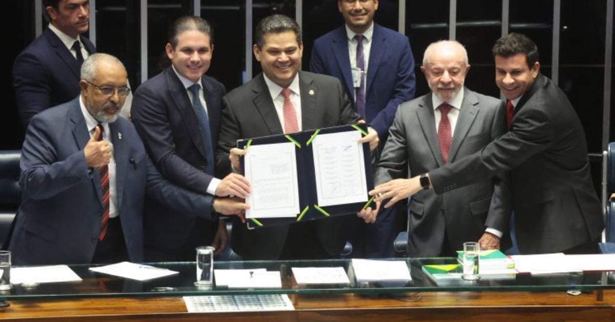 ATENÇÃO GRANDE FLORIANÓPOLIS: fim da escala 6×1 muda jornada e folgas