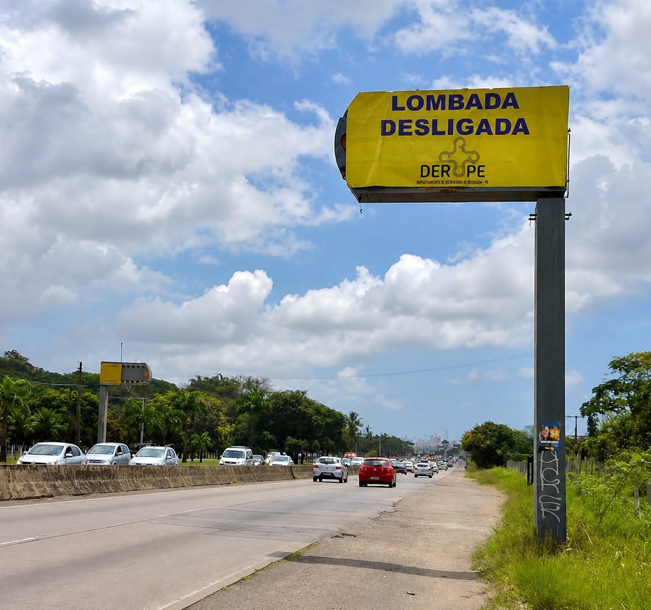 Lombadas eletrônicas da BR-232 serão desligadas no fim de semana das eleições