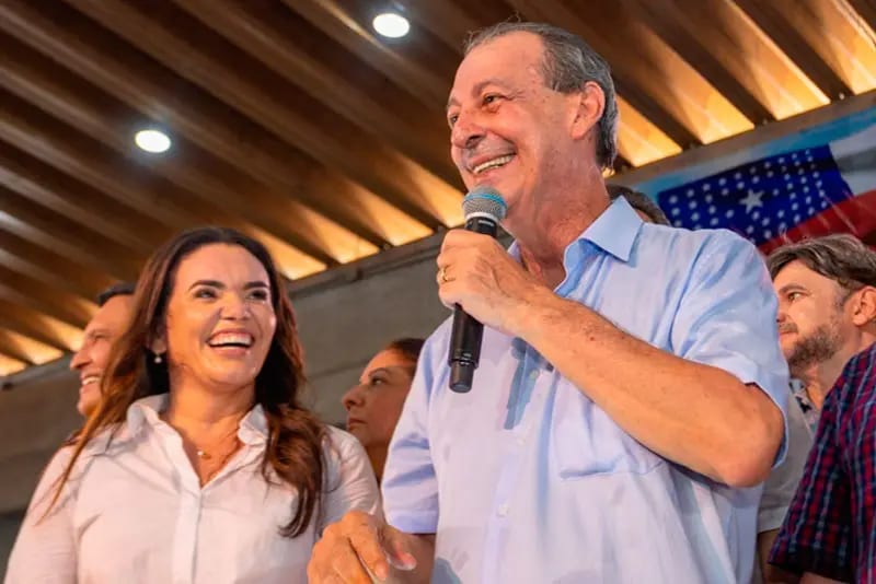 Omar Aziz vence Maria do Carmo e volta ao Governo do Amazonas