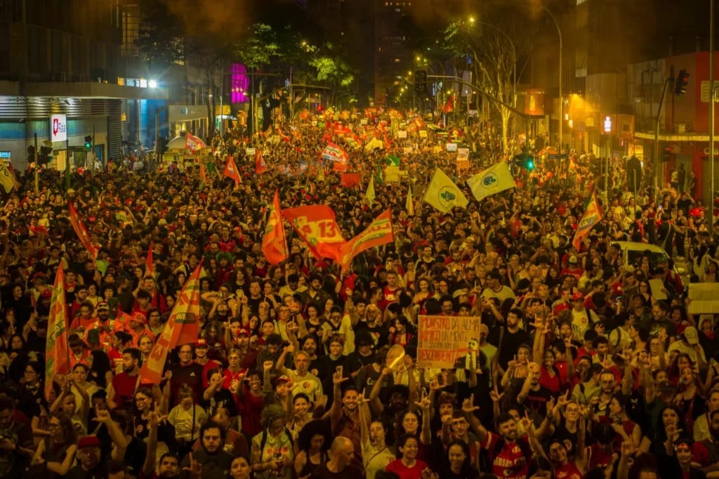 Paraná vai às ruas pela reeleição de Lula, neste fim de semana