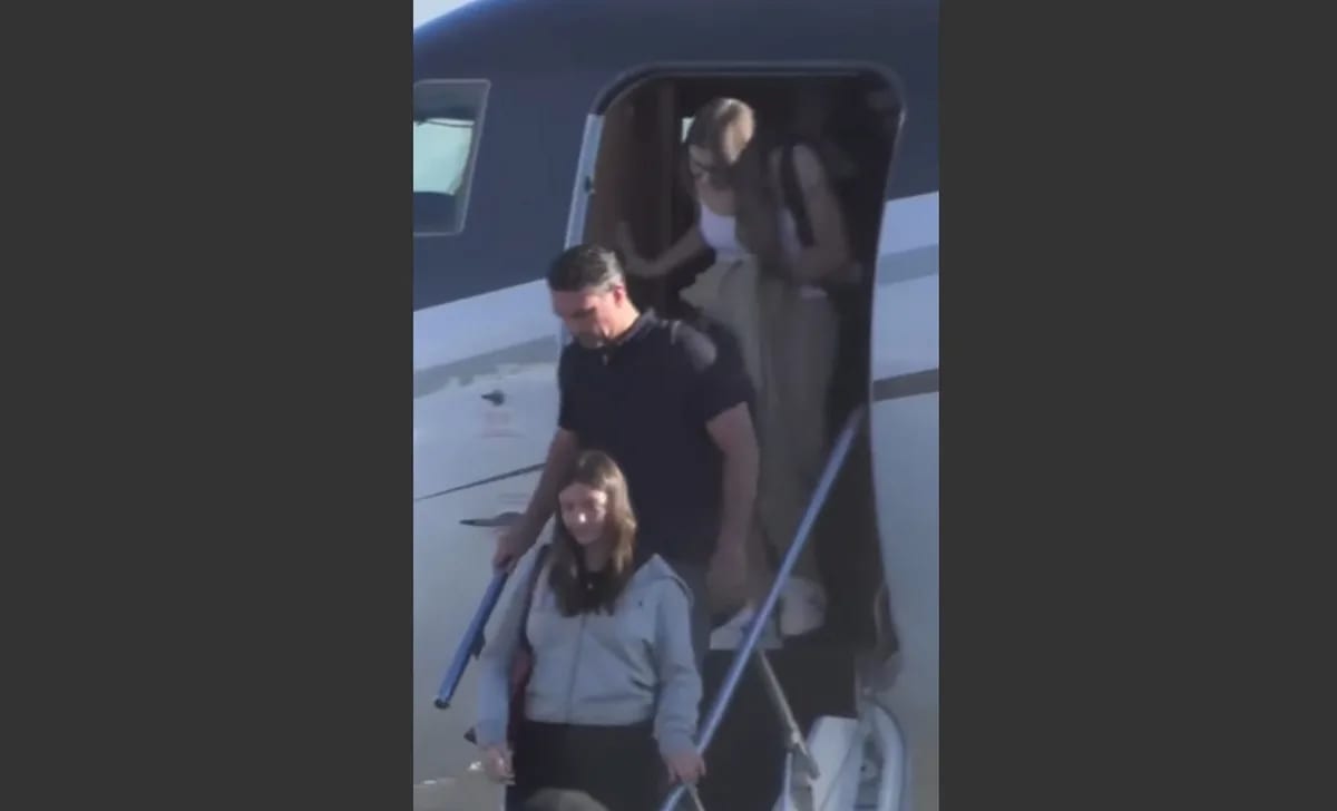 Flávio Bolsonaro desembarca nos EUA após sair do Brasil, passando por Argentina e Equador; veja vídeo