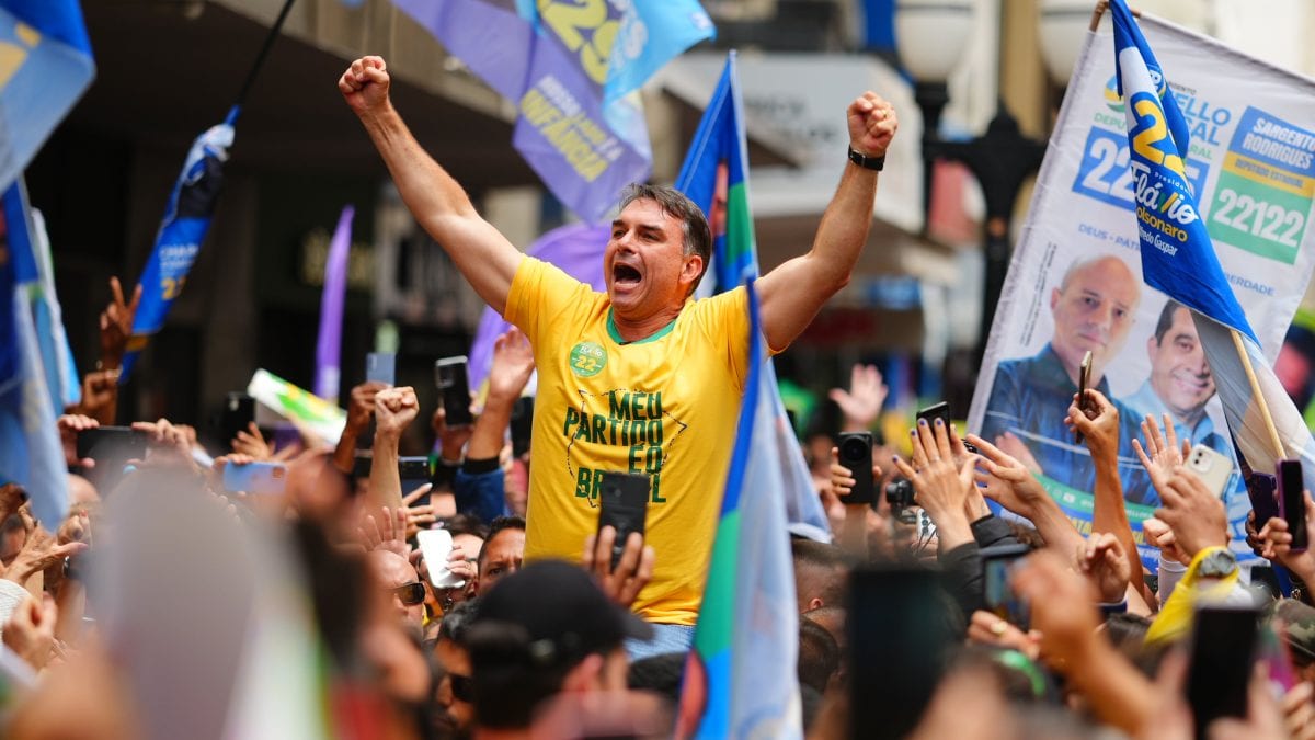 Carta de Flávio contraria posição do PL e outros partidos aliados que reconheceram vitória de Lula; confira quais