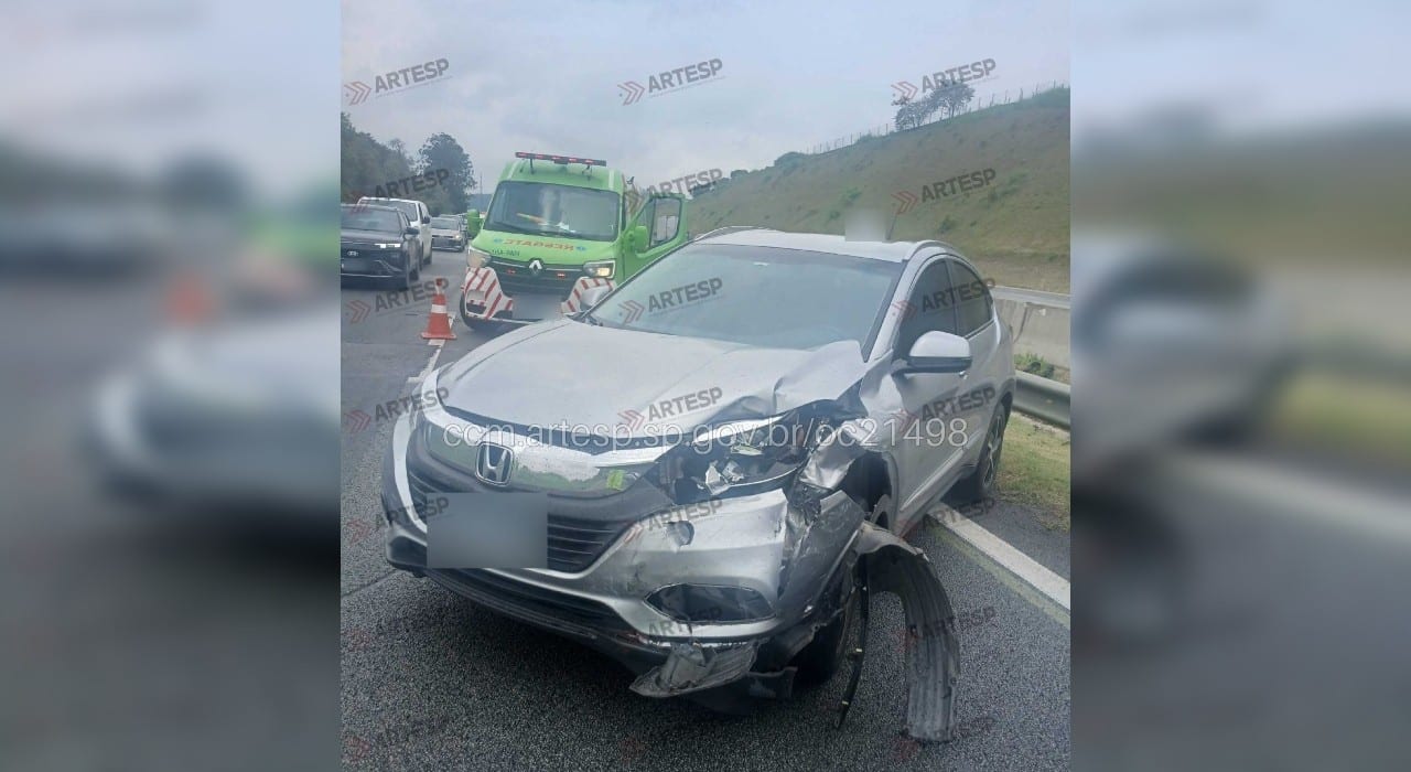 Engavetamento entre quatro veículos deixa 5 km de lentidão na Rodovia Castello Branco em Araçariguama