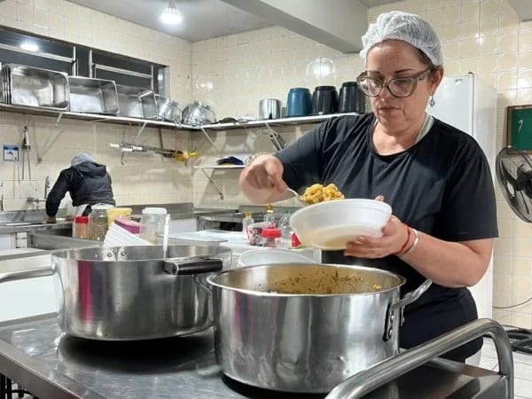 Prefeitura de Uruguaiana acolhe 211 pessoas atingidas pela cheia do Rio Uruguai e garante refeições diárias