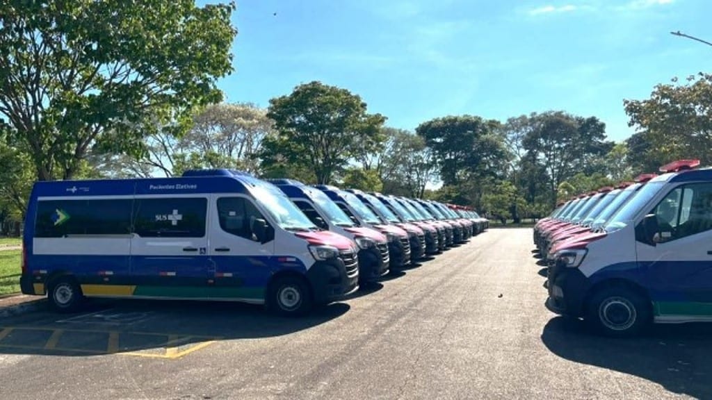 Governo federal entrega ambulância Tipo A a São João d’Aliança