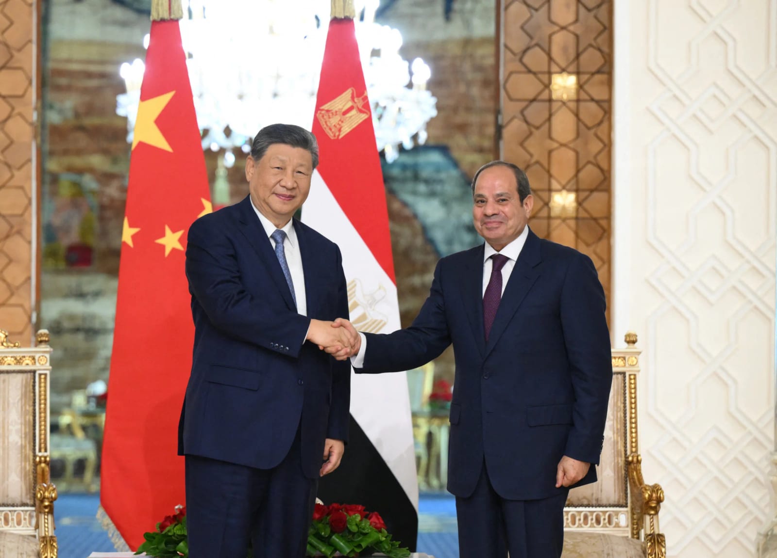 Em cúpula no Cairo, China e Egito defendem criação de Estado palestino e concordam em usar mais moedas locais