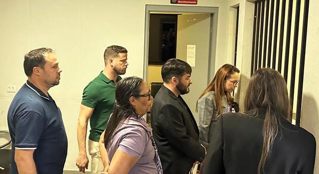 Vereadoras registram ocorrência contra vereador Nino Laturrague após sessão