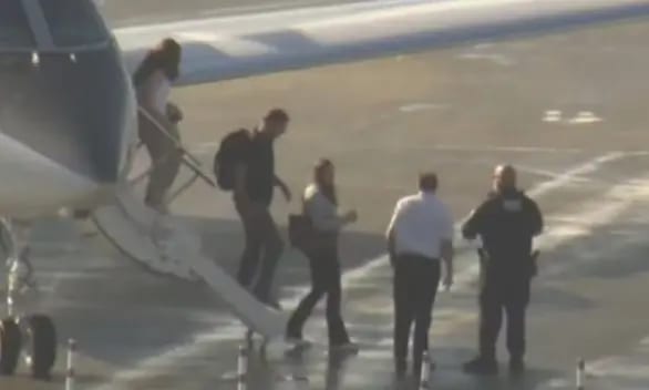 Flávio Bolsonaro desembarca nos EUA após viagem sem registro na PF; entenda o trajeto