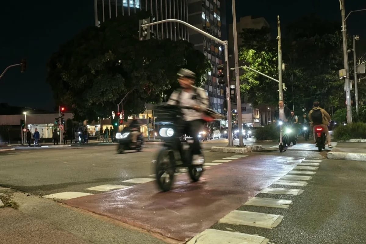 SP define limite de 20 km/h para bikes elétricas e patinetes a partir de 28 de agosto