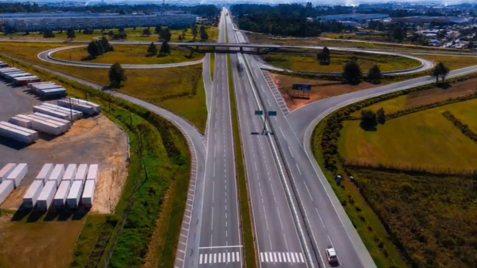 Liberação de trecho com terceira faixa ocorre na BR-277 e beneficia tráfego ao litoral no feriado