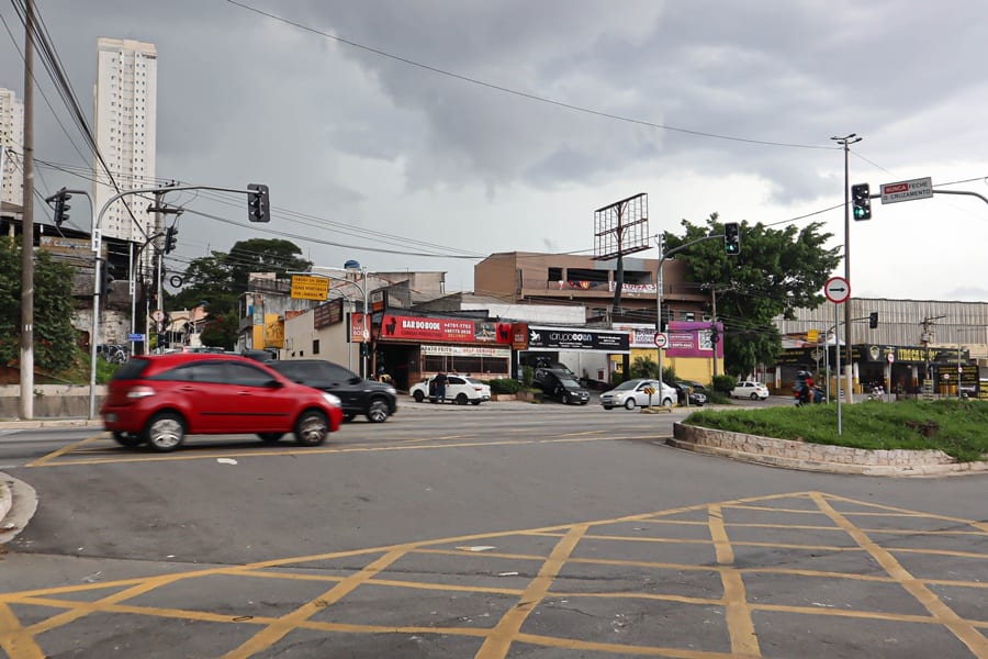 Av. Taboão da Serra entra na mira da Prefeitura para receber novos radares após histórico de acidentes e mortes na via