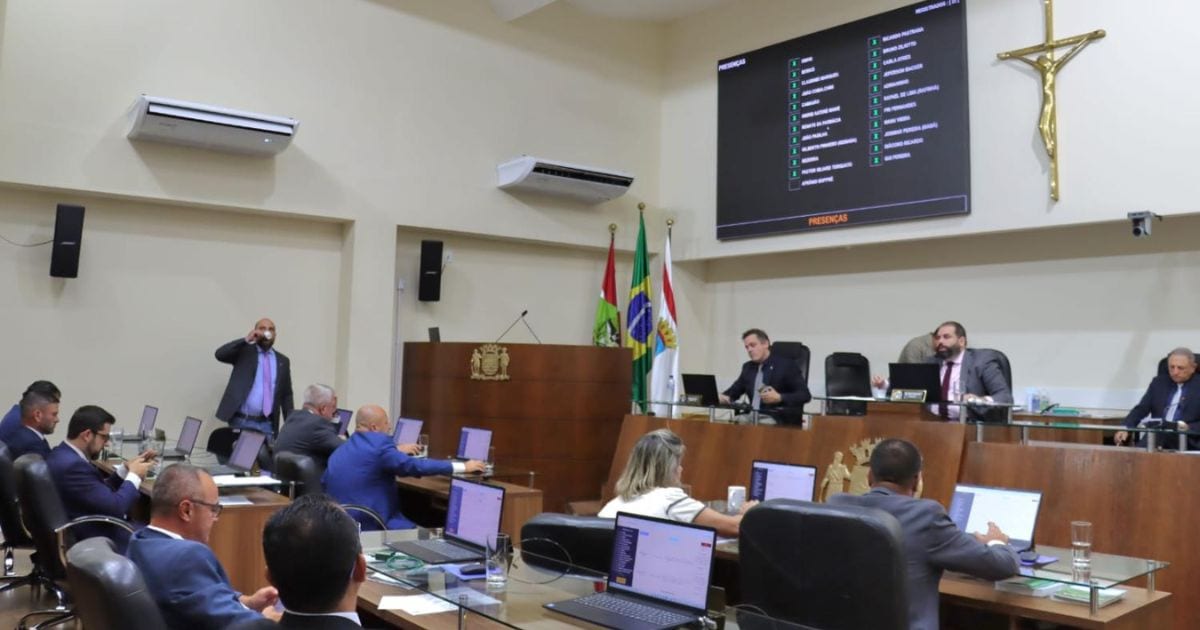 Eleição da Mesa Diretora é cancelada e expõe bastidores escaldantes na Câmara de Florianópolis