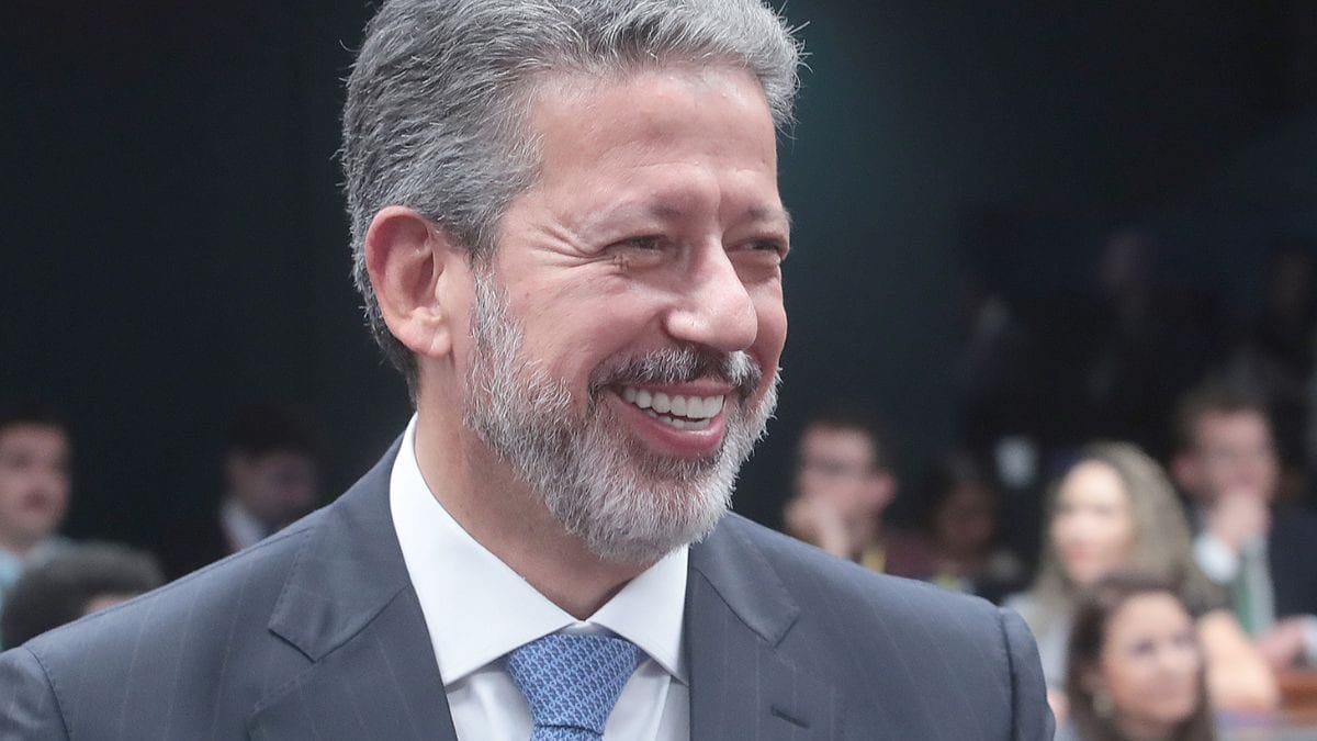 Cotado para presidir o Senado, Arthur Lira reage à vitória de Lula e prega ‘diálogo e responsabilidade’