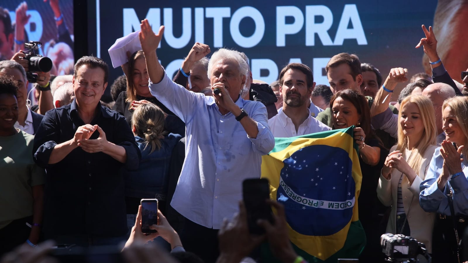Caiado ataca 'gastança' de Lula e promete juros menores