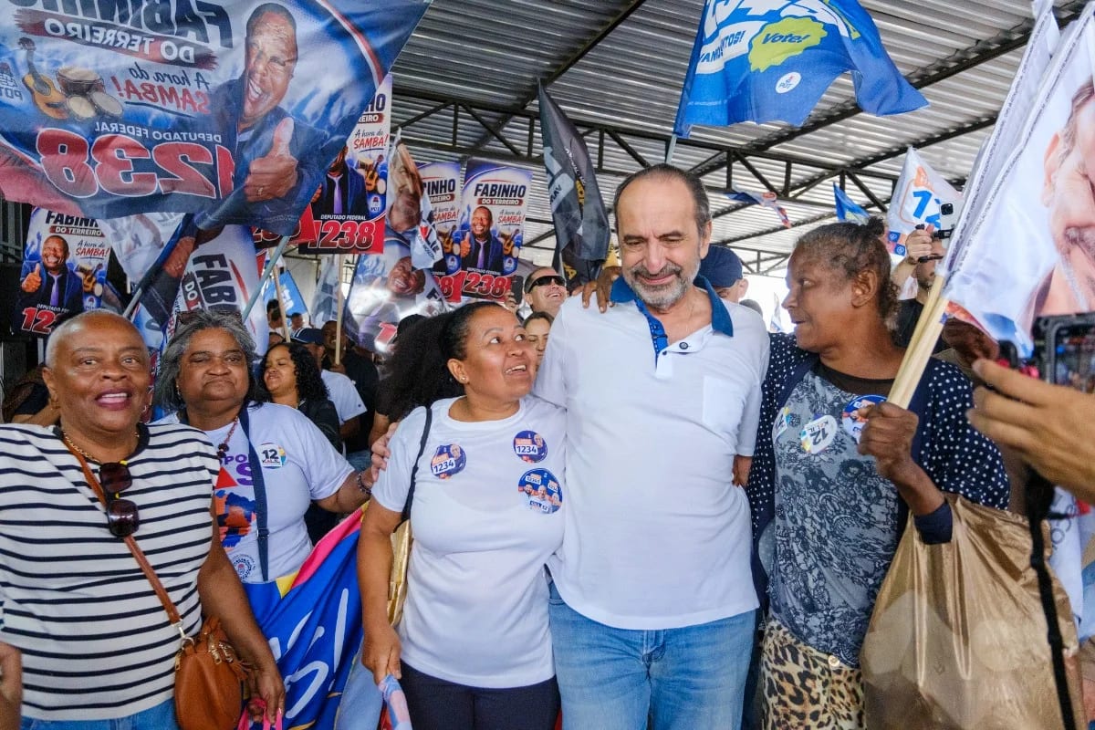 Kalil anuncia afastamento de seis dias para transplante de córnea
