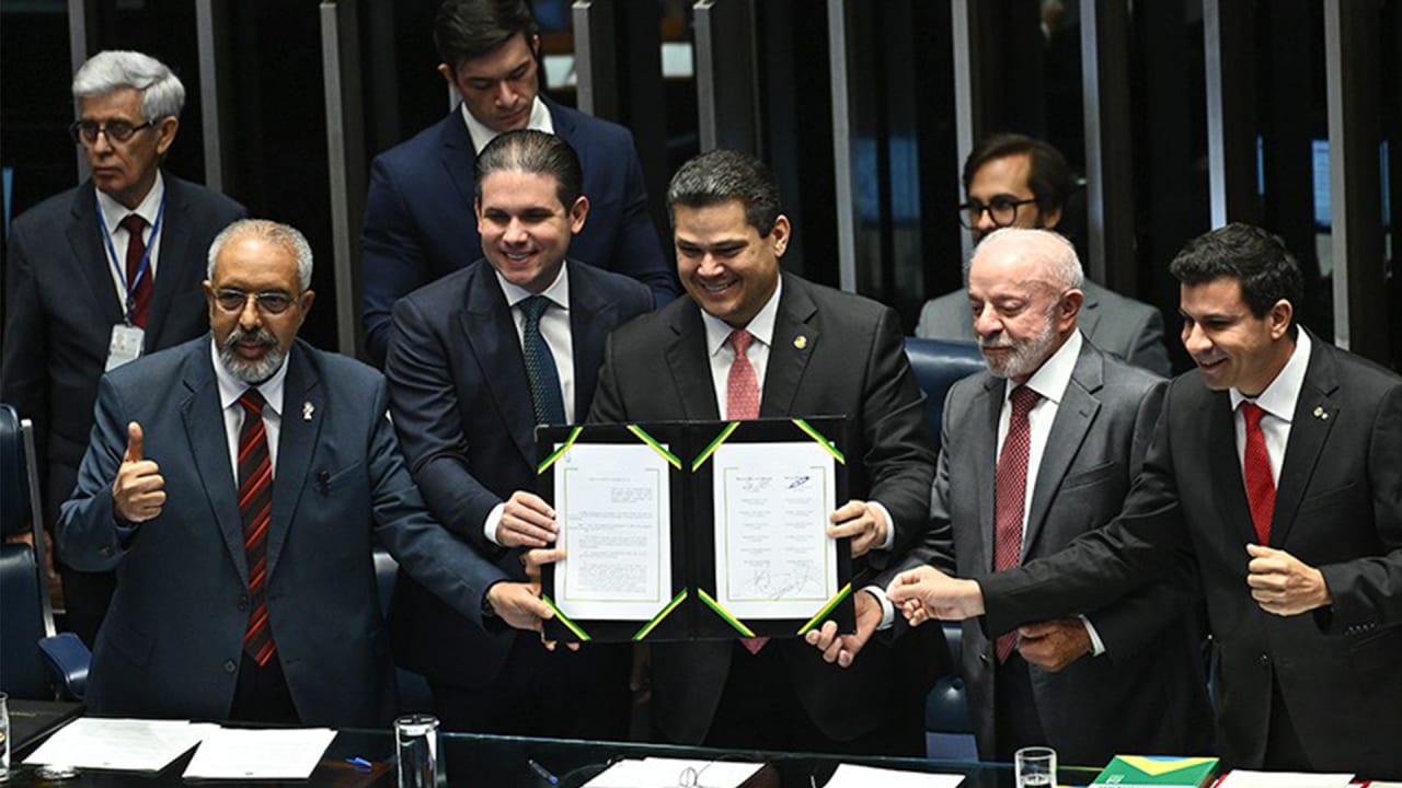 92,26% dos trabalhadores de Limeira têm jornada acima de 40 horas, diz levantamento de 2025