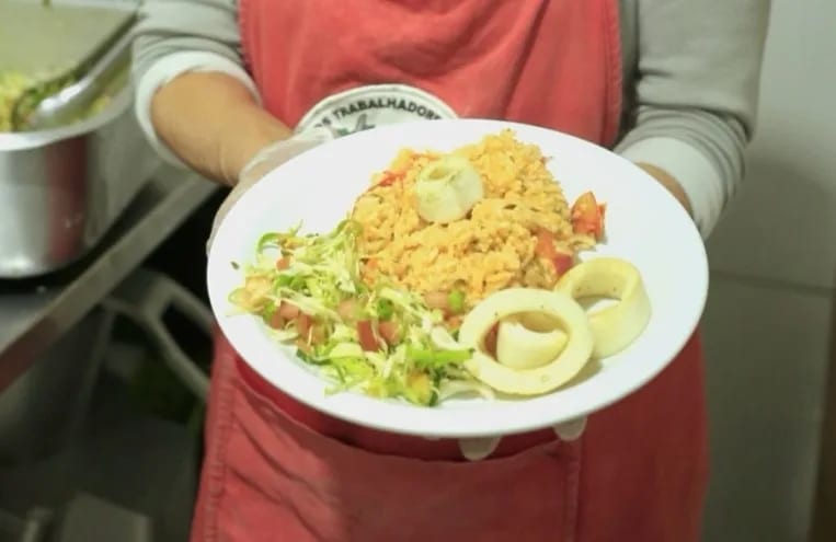 CarnaLula e Arroz com Lula reúnem militância em Curitiba nesta sexta (18)