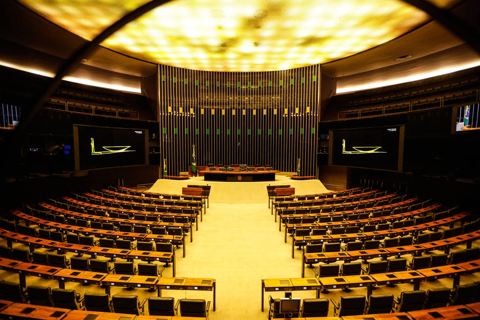 Paraná elege 30 deputados federais; Chiquini foi o mais votado